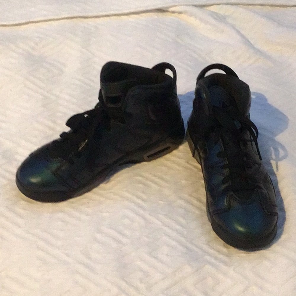 Air Jordon Hi Tops Sz 5.5Y